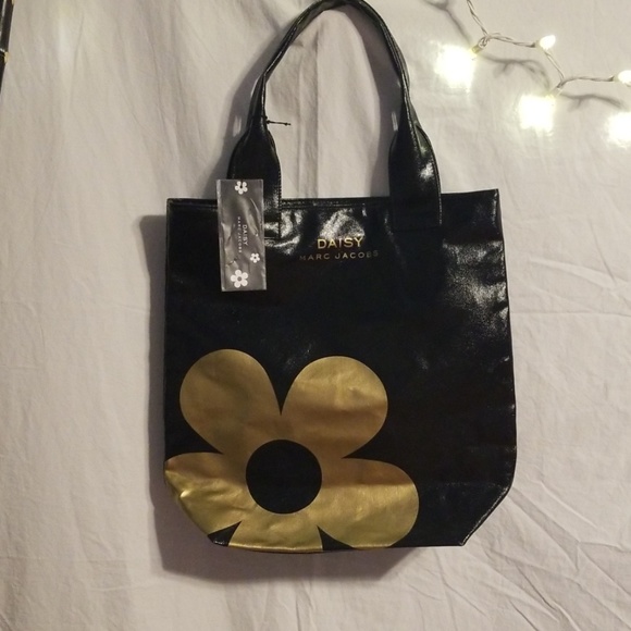 NWT MARC JACOBS TOTE - Picture 1 of 4